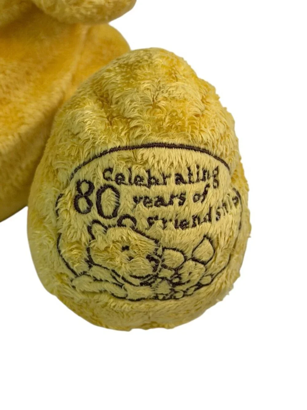 2005 Disney Winnie the Pooh 80 Years Friendship Plush 24